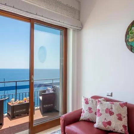 Lily House Apartamento